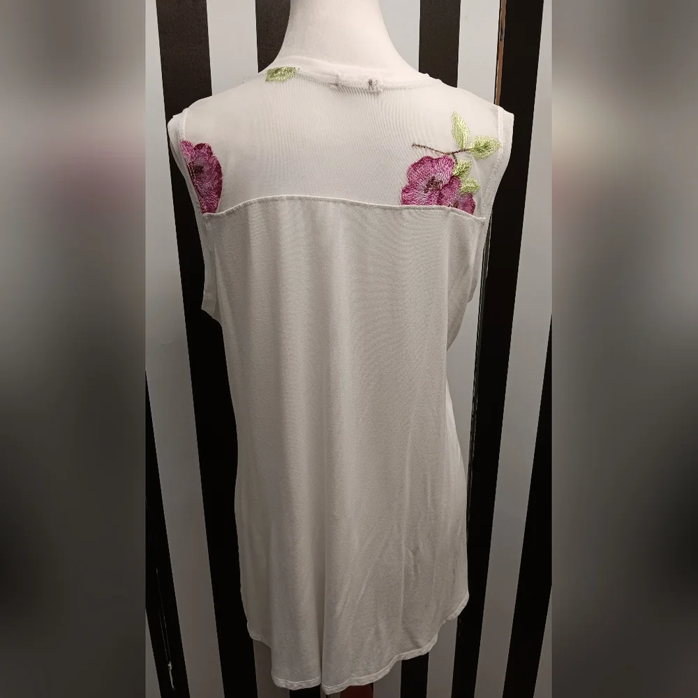 Pebble and stone tank top - Picture 2 of 13